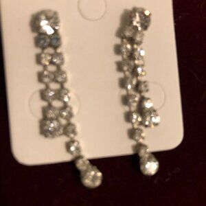 Vintage dangling rhinestone stud earrings